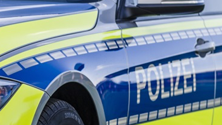 Polizei sucht Zeugen: Hochwertiger Betonpumpen-LKW in Saarbrücken entwendet