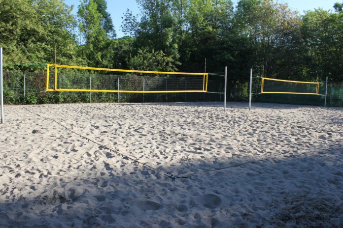 FOTO neue Beachvolleyball Netze