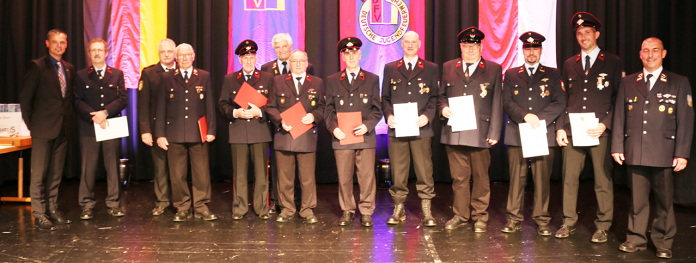 Florianstag Feuerwehr Ehrungen