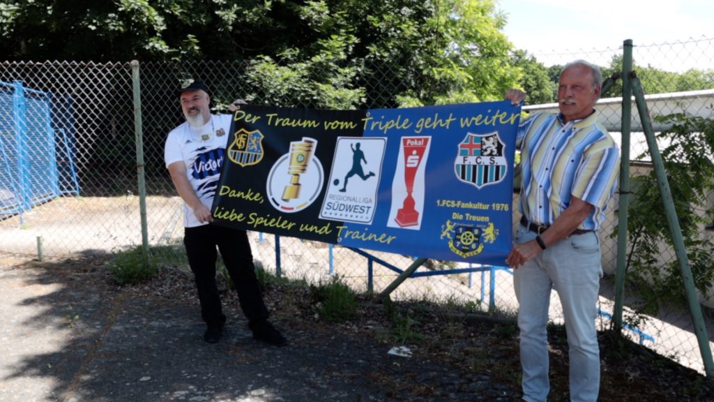 FCS-Fans würdigen die Mannschaftsleistung mit einem Banner