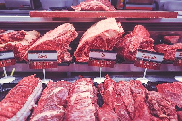 Gesundheits- und Umweltministerium kündigen Testungen in Fleischindustrie an