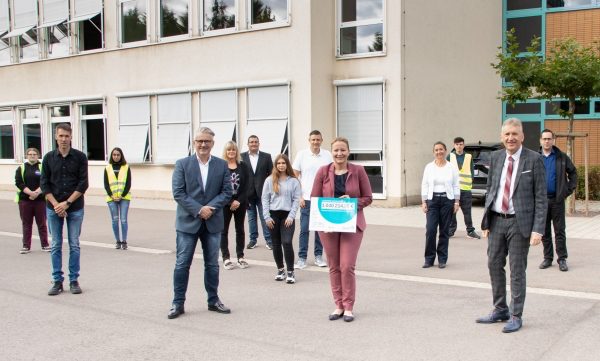 Landkreis Saarlouis erhält eine Million Euro für moderne Digital-Ausstattung von drei Schulen