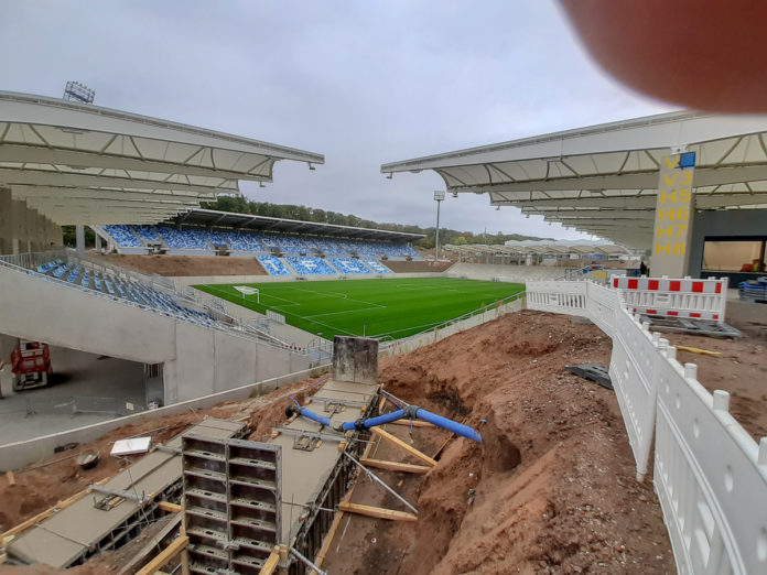 Letzte Vorbereitungen für den Start im neuen Ludwigsparkstadion kaufen