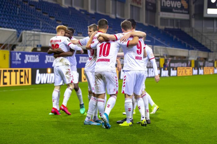 VfB Lübeck bejubelt 2:1 beim SC Verl