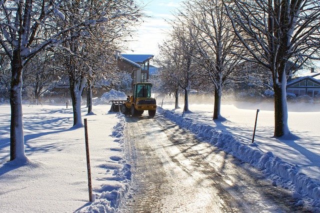 Schneefallbedingt viele liegengebliebene Fahrzeuge und Verkehrsunfälle in St. Ingbert
