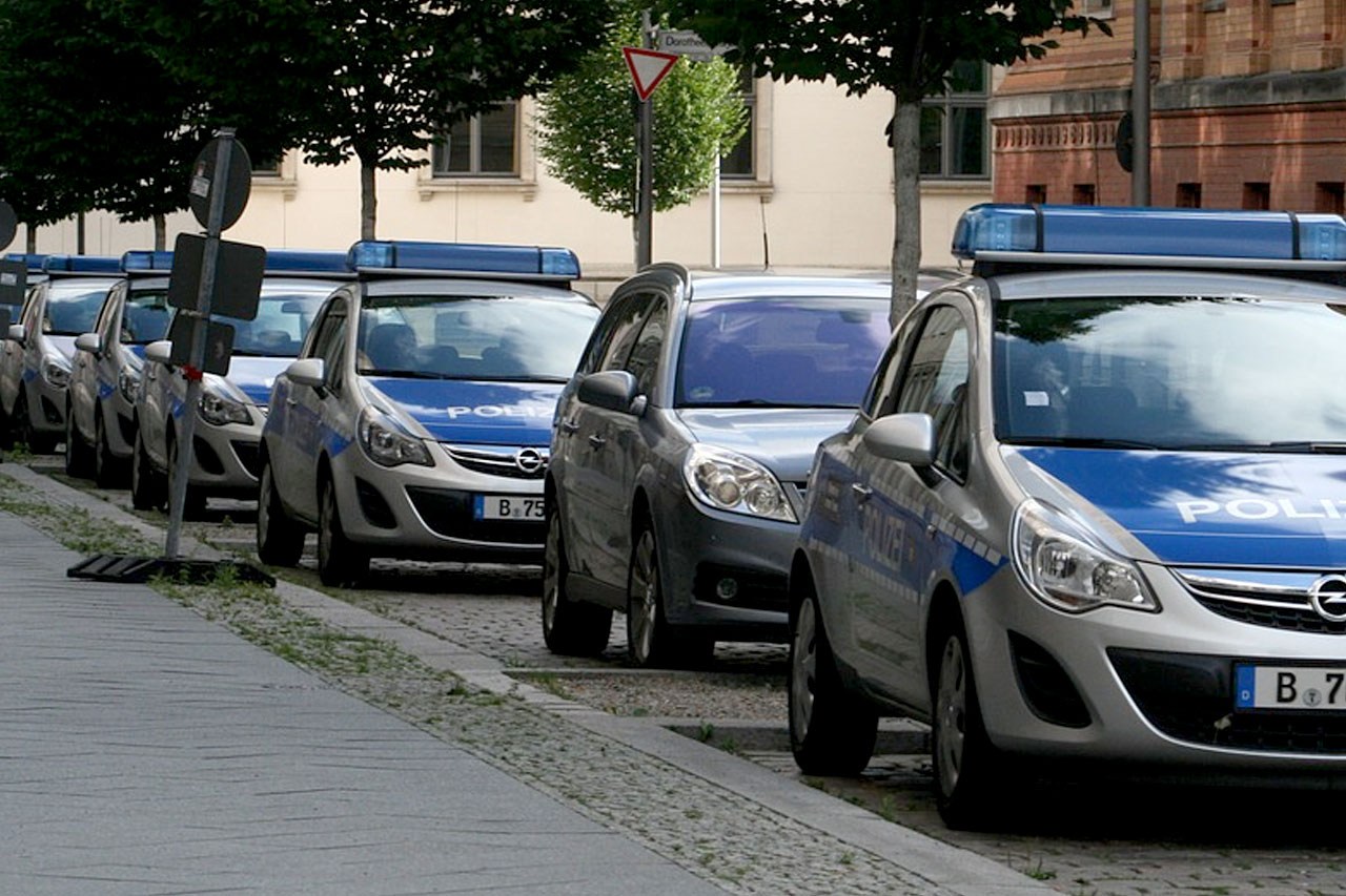 Berlin: Senatsverwaltung für Inneres und Sport verbietet ...