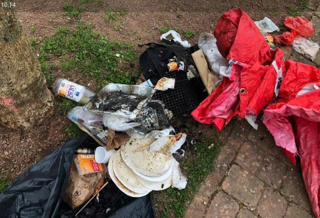 Müllentsorgung auf Spielplatz (Foto: Gemeinde Eppelborn)