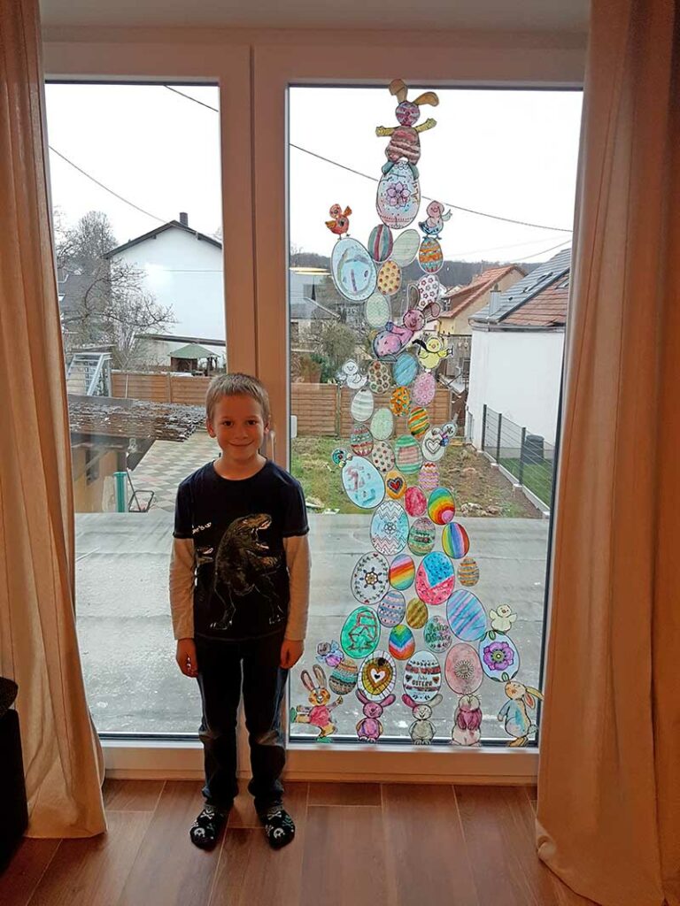Osterfenster2021 Anton