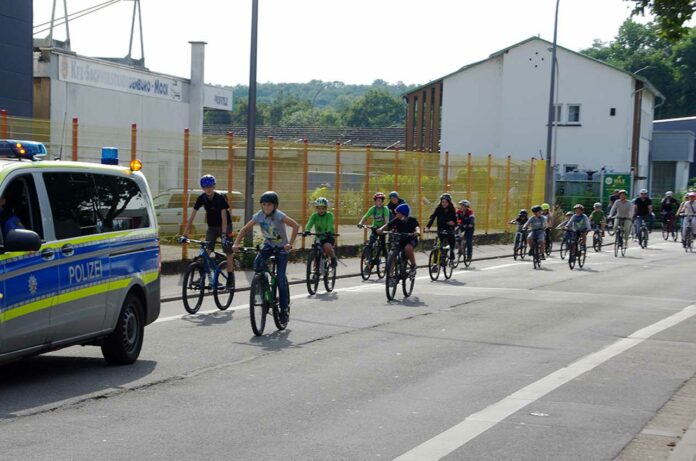 Saarlouis Kinderblock copyright Helmut Doerr