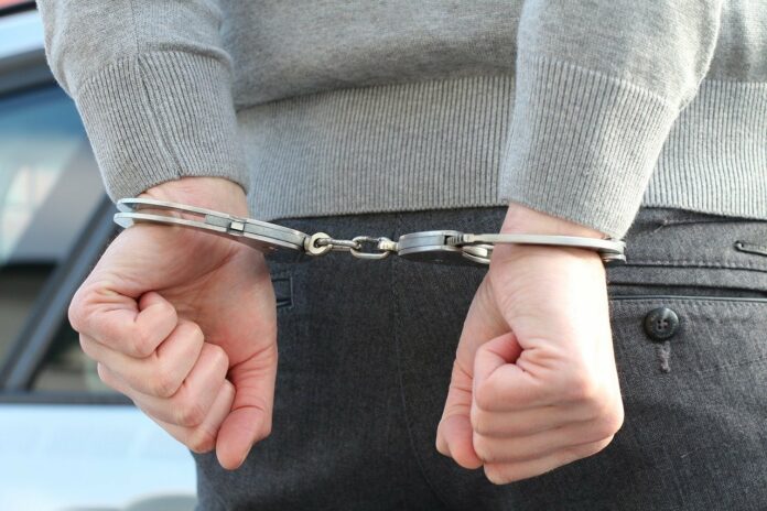 Zielfahnder nehmen Zuhälter im Landkreis Neunkirchen fest