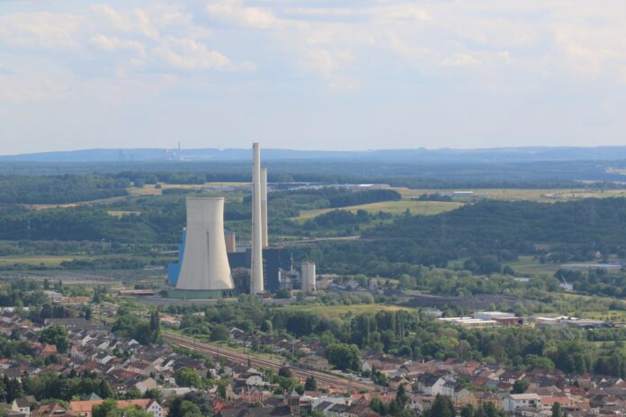 Grüne fordern Rückbau des Kraftwerksgeländes in Ensdorf, um Standortreserve zu schaffen