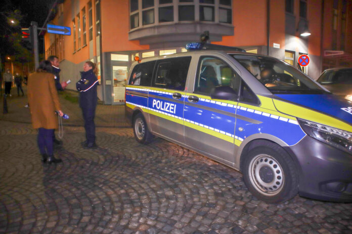 220131 polizei bäcker schmitt