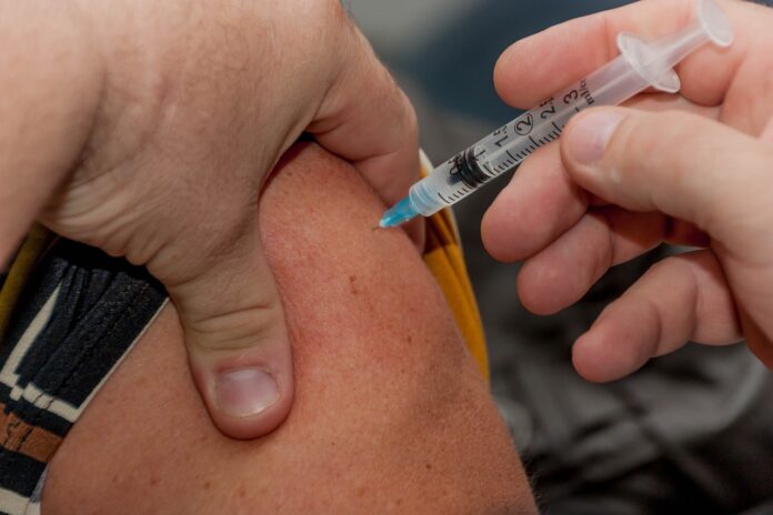 flu shot 1719334 1280