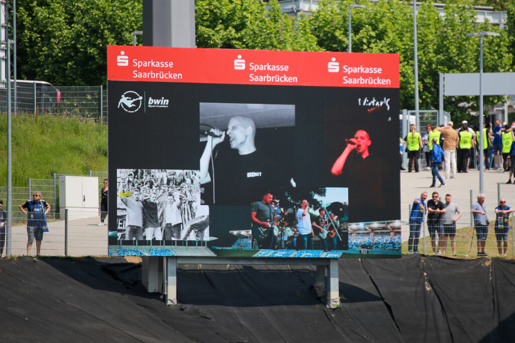 230527 fcs koeln 6D fans steffen breuer 1