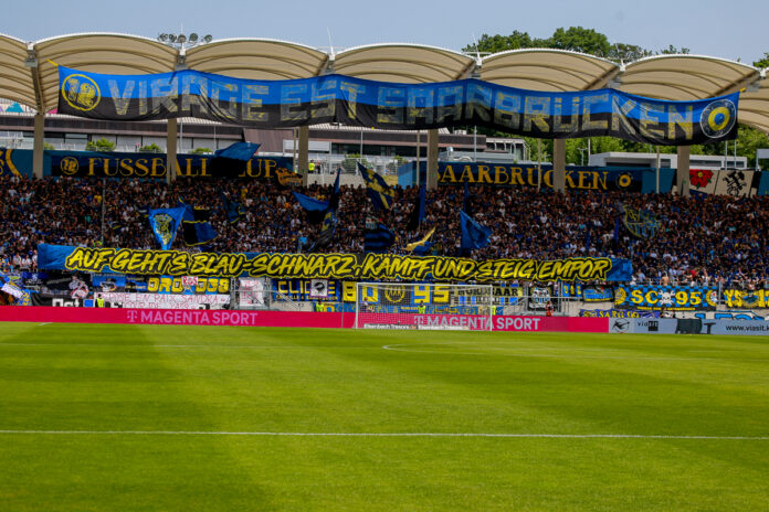 230527 fcs koeln 6D fans virage