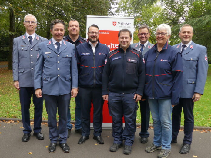 Malteser-Diözesanleitung und neue Delegierte: Werner Sonntag, Georg Graf von Walderdorff, Michael Dick, Markus Benedet, Christoph Ames, Prof. Dr. Ralf Haderlein, Waltraud Braun, Kai Sattler.