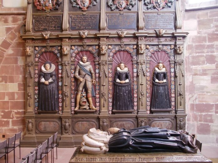 Stiftskirche St. Arnual