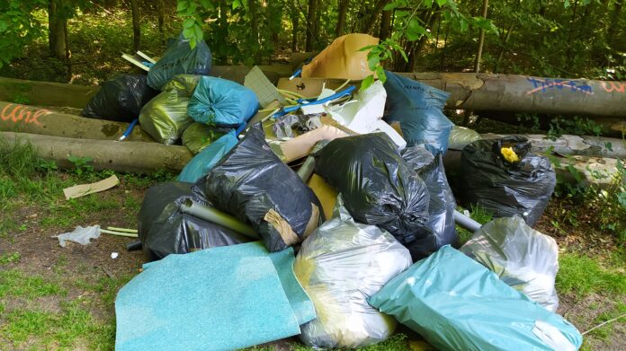 In Oberwürzbach entsorgte eine Firma illegal Müll. Foto: Stadtverwaltung St. Ingbert